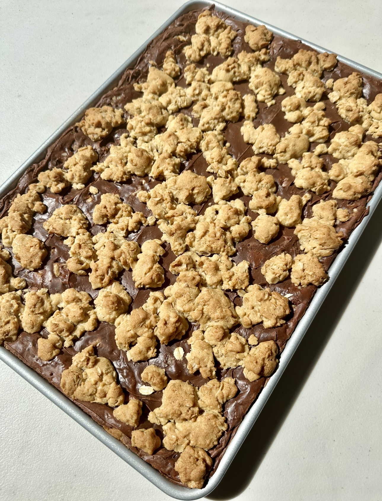 Chewy & Fudgy Oatmeal Bars: A Make-Ahead Dessert That Freezes Well
